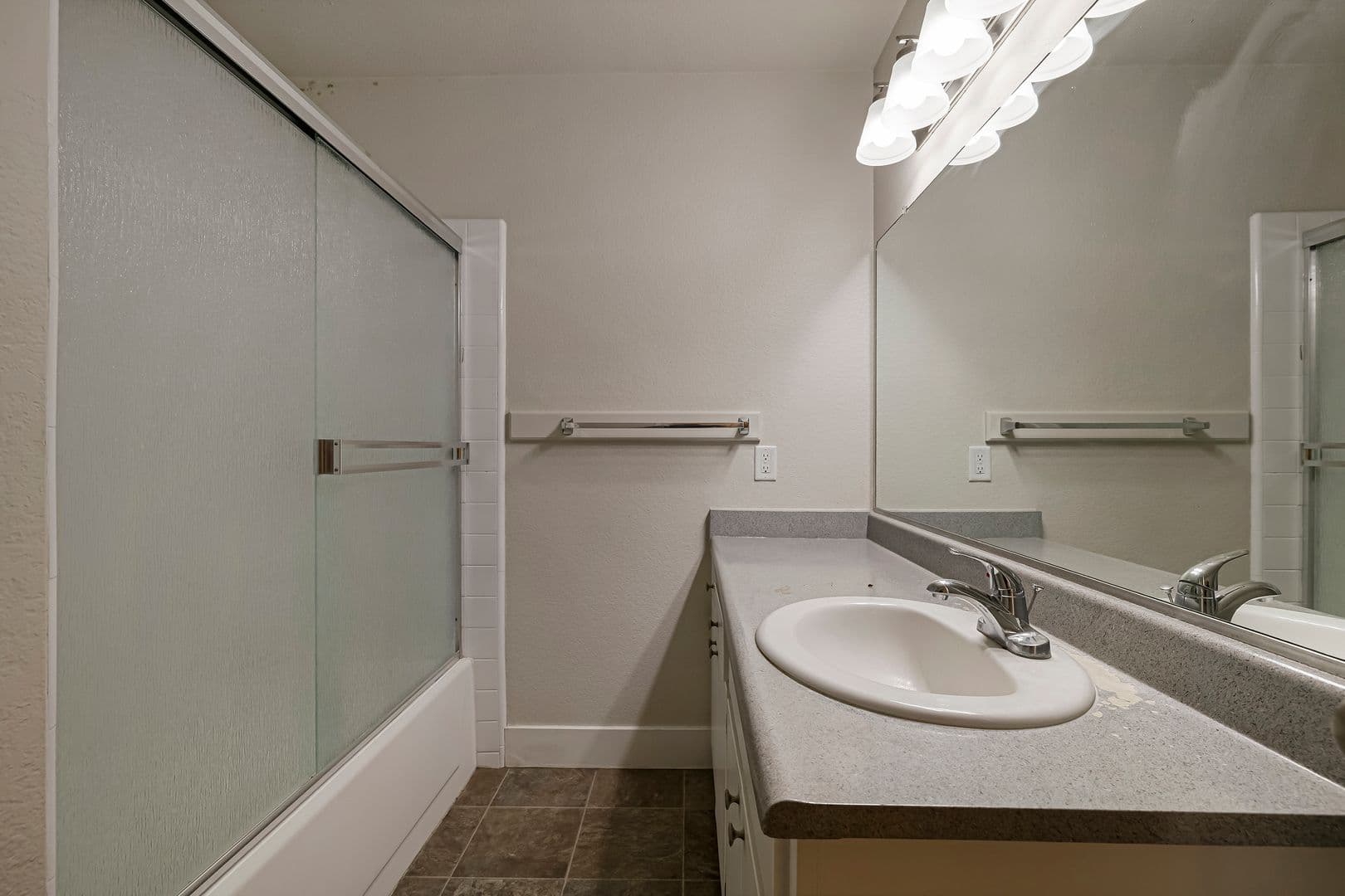 Chico Apartment: 435 Maple St