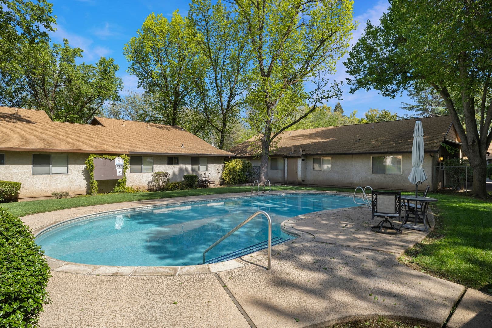 Chico Apartment: 595 E. Lassen Ave