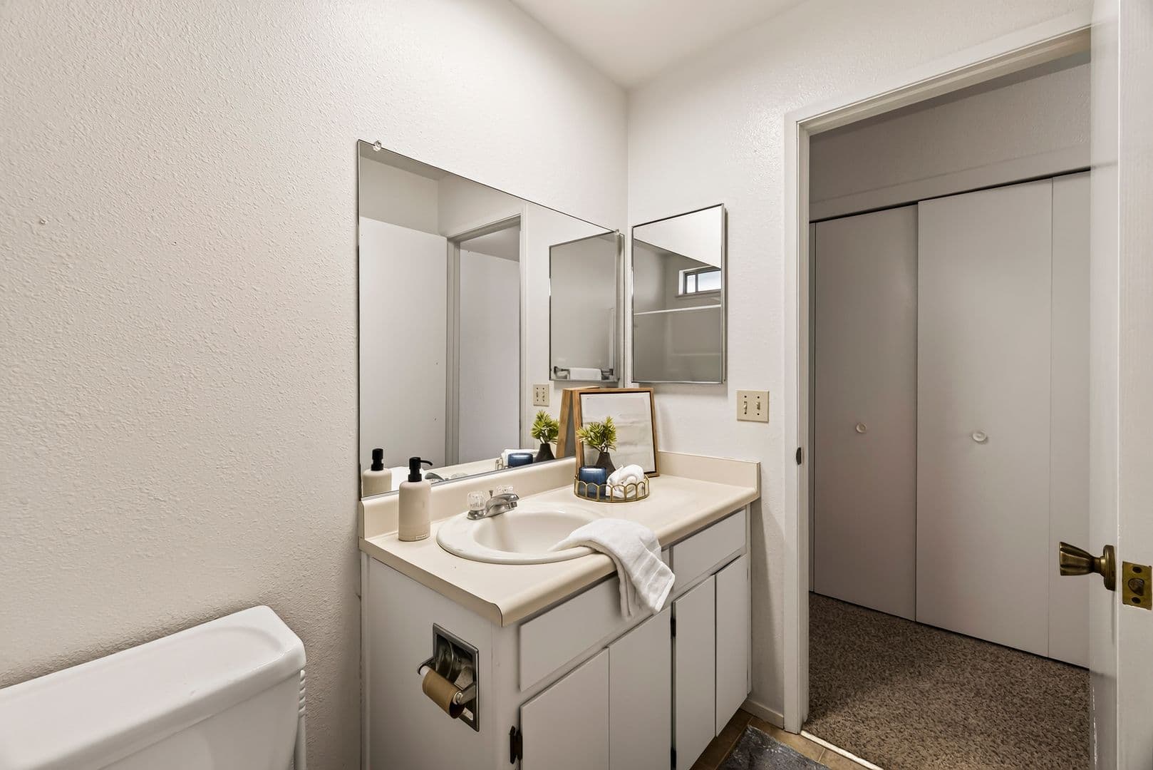 Chico House: 2739 Ceres Ave