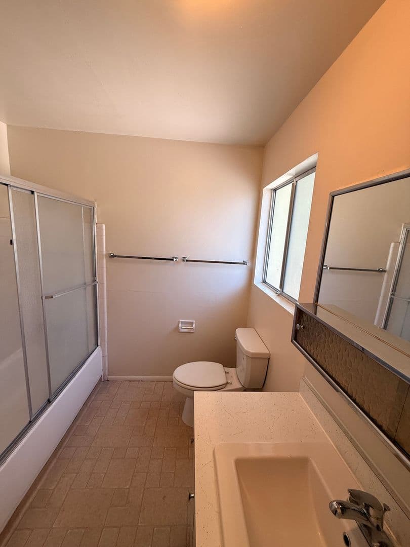 Chico Apartment: 216 West Sacramento Ave