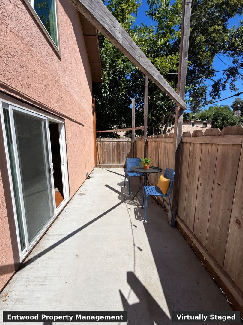 Chico Apartment: 1448 Warner St