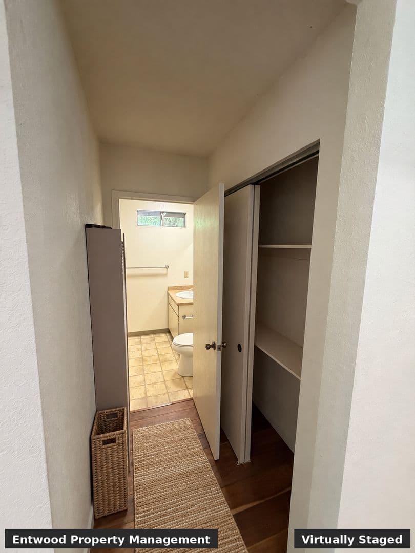 Chico Apartment: 1448 Warner St