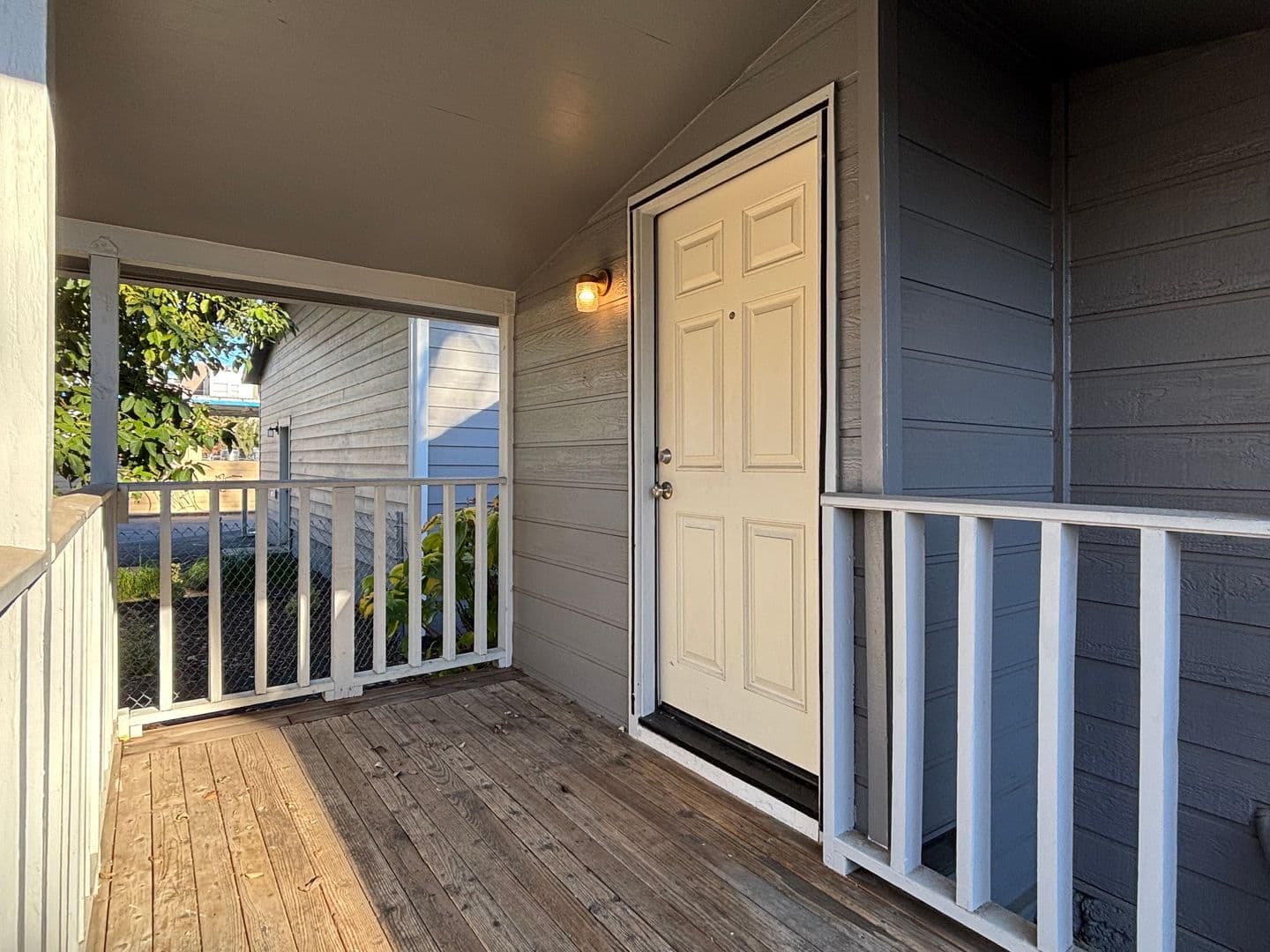 Chico Apartment: 1144/1136 W 6th St