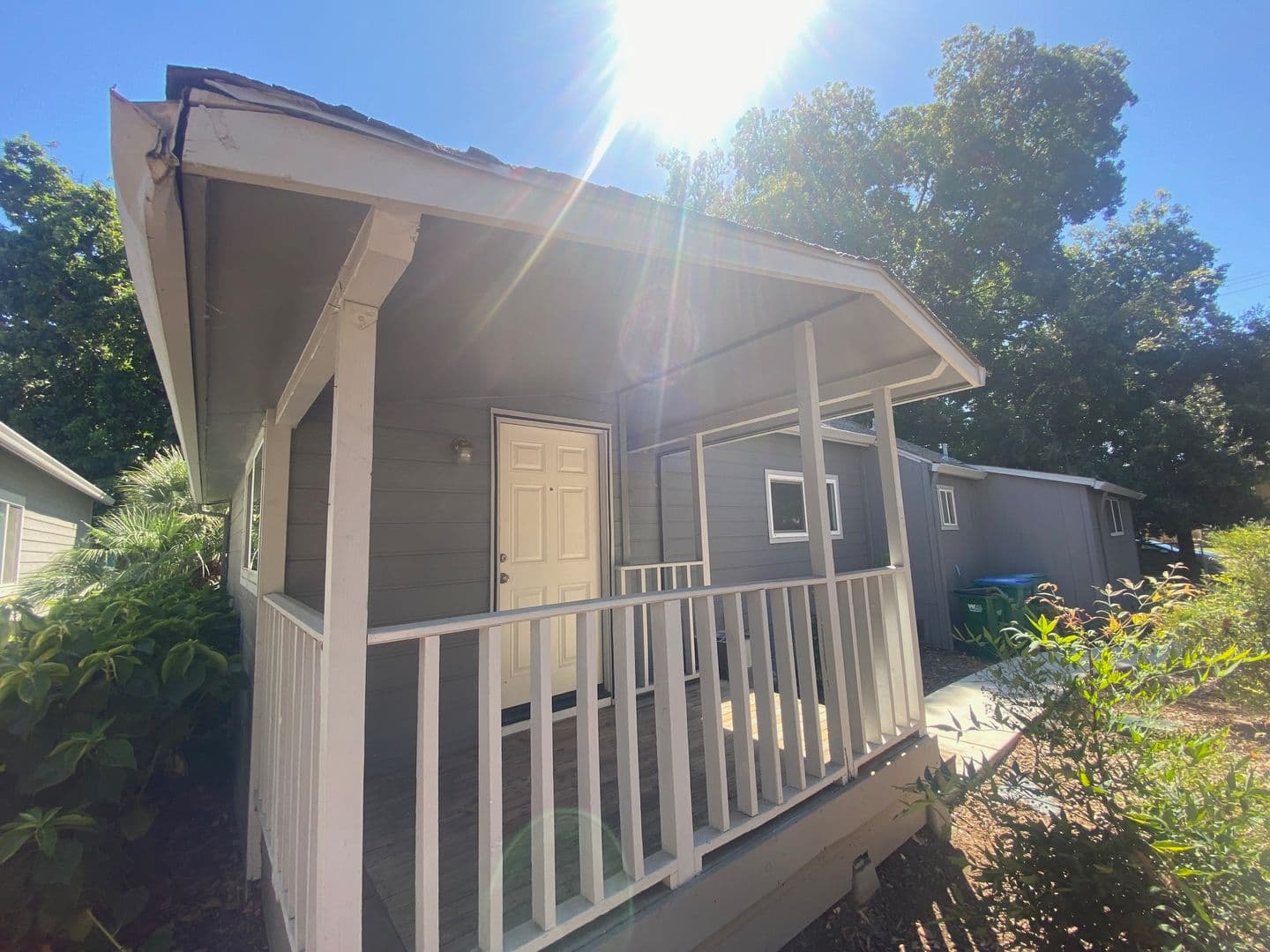 Chico Apartment: 1144/1136 W 6th St