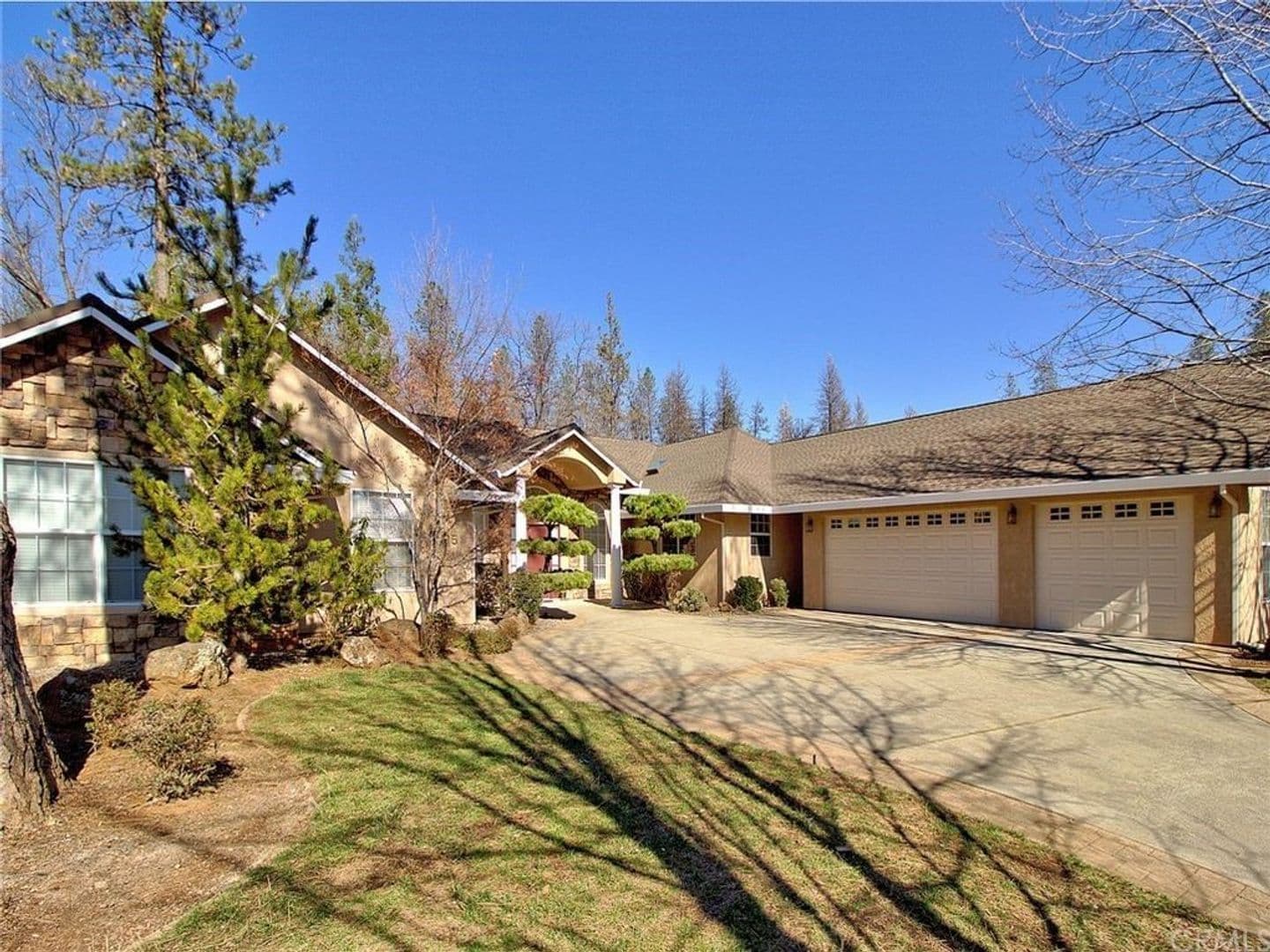 Paradise House: 1865 Vineyard Drive