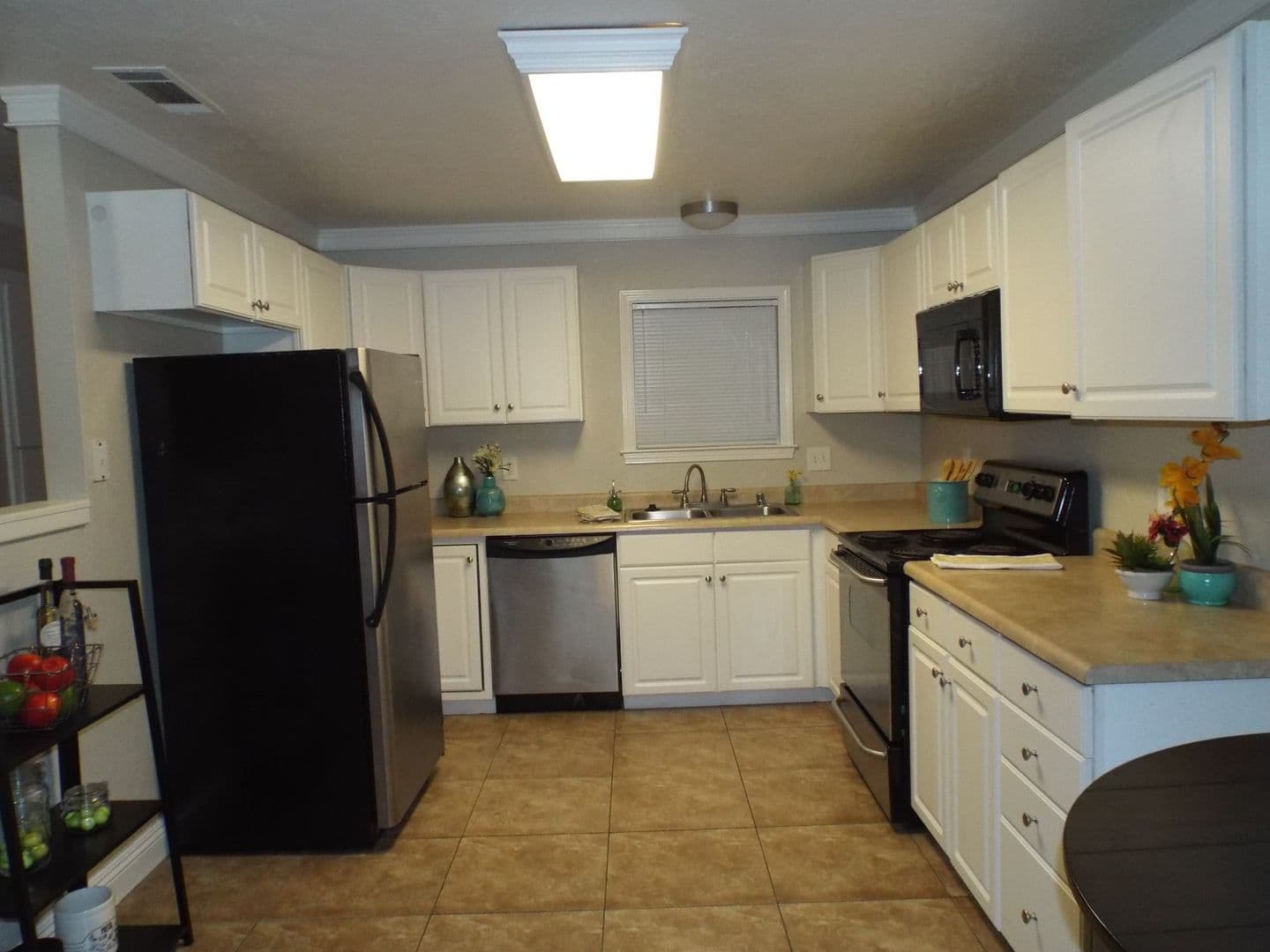 Chico Apartment: 303 Hickory St