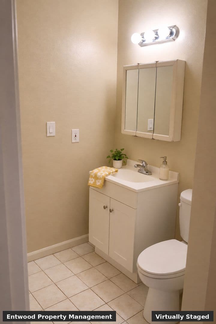 Chico Apartment: 846 W Sacramento Ave