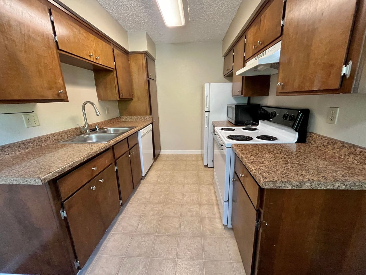 Chico Apartment: 1613 Oleander
