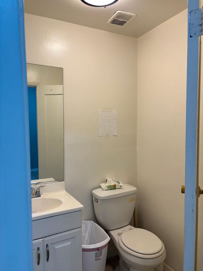 Long Beach Apartment: 2025 - 2029 E. 10th St
