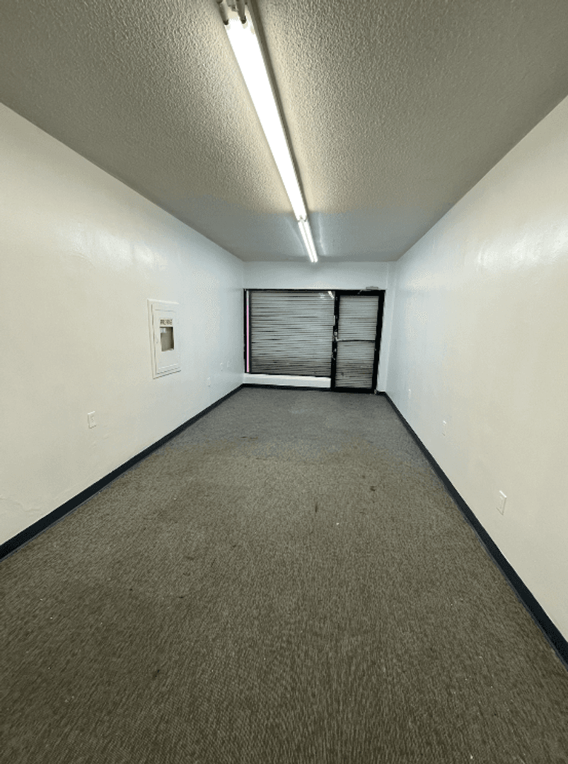 Long Beach Apartment: 2025 - 2029 E. 10th St
