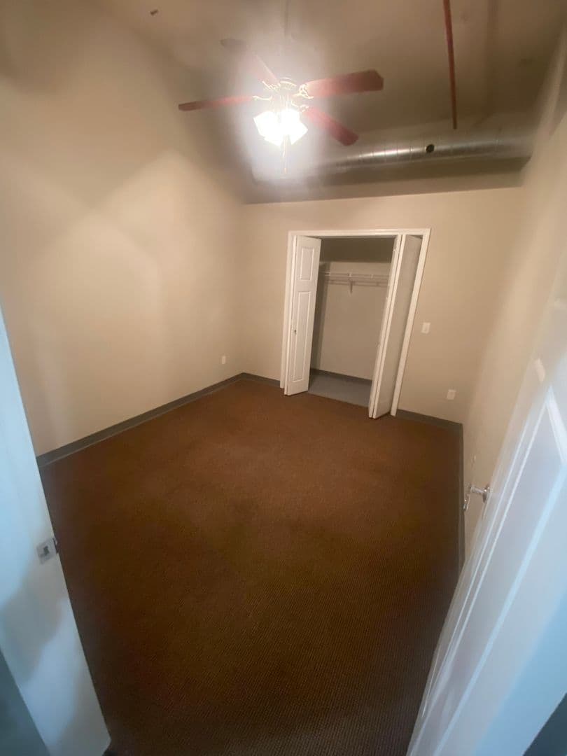 St Joseph Apartment: 1300 S. 11th Street