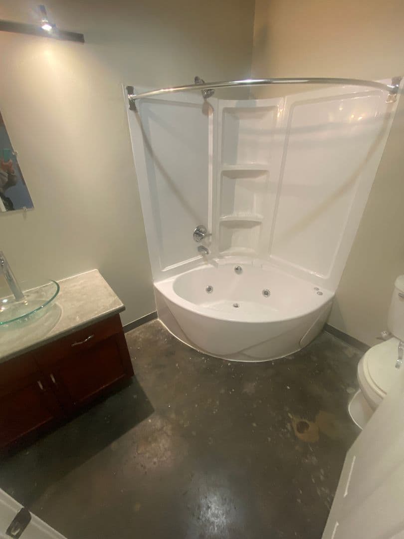 St Joseph Apartment: 1300 S. 11th Street