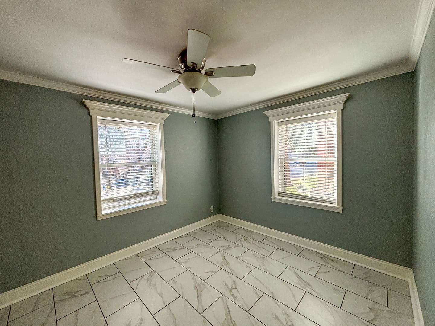 Kansas City Apartment: 415 W 46th St