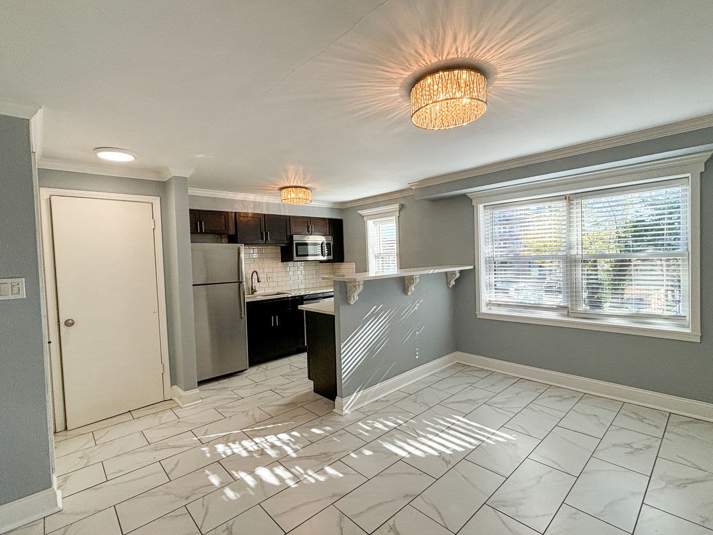 Kansas City Apartment: 415 W 46th St