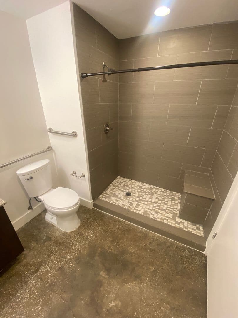 St Joseph Apartment: 1300 S. 11th Street