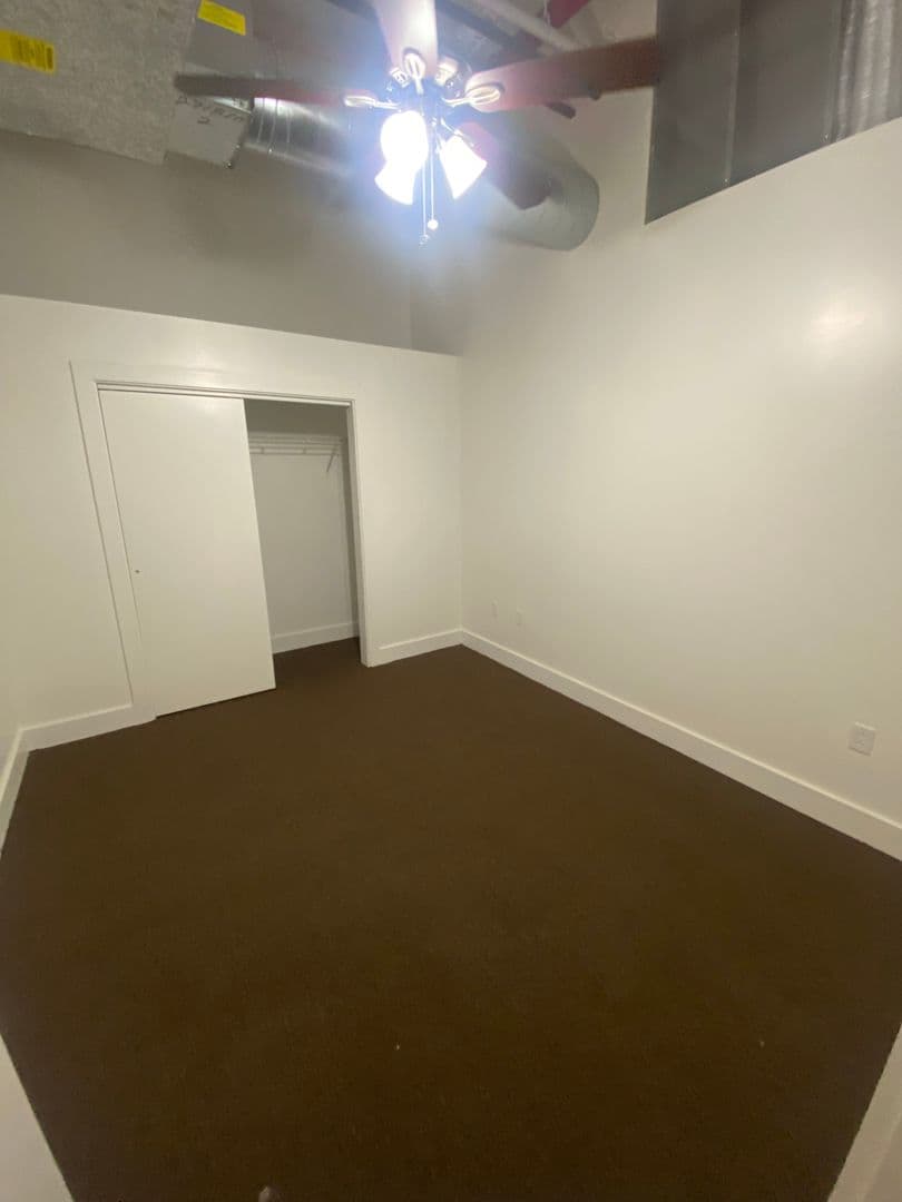 St Joseph Apartment: 1300 S. 11th Street