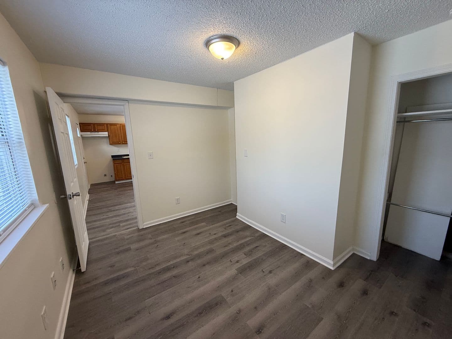 Topeka Apartment: 423 SE Winfield