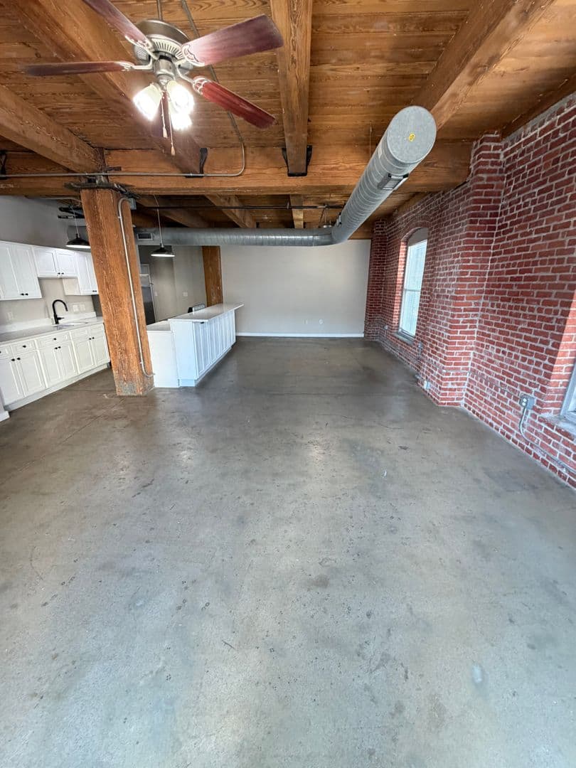 St Joseph Apartment: 415 N 3rd Street