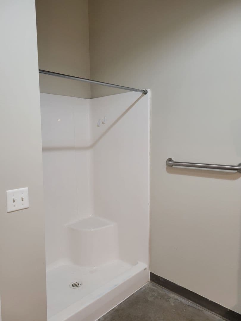 St Joseph Apartment: 1300 S. 11th Street