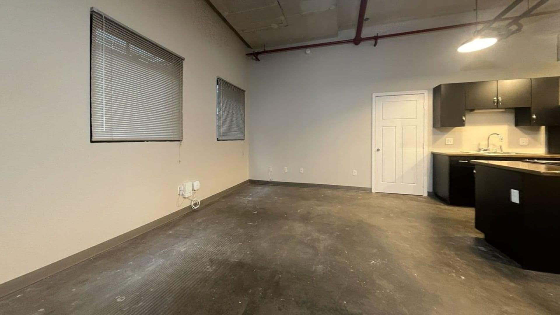 St Joseph Apartment: 1300 S. 11th Street