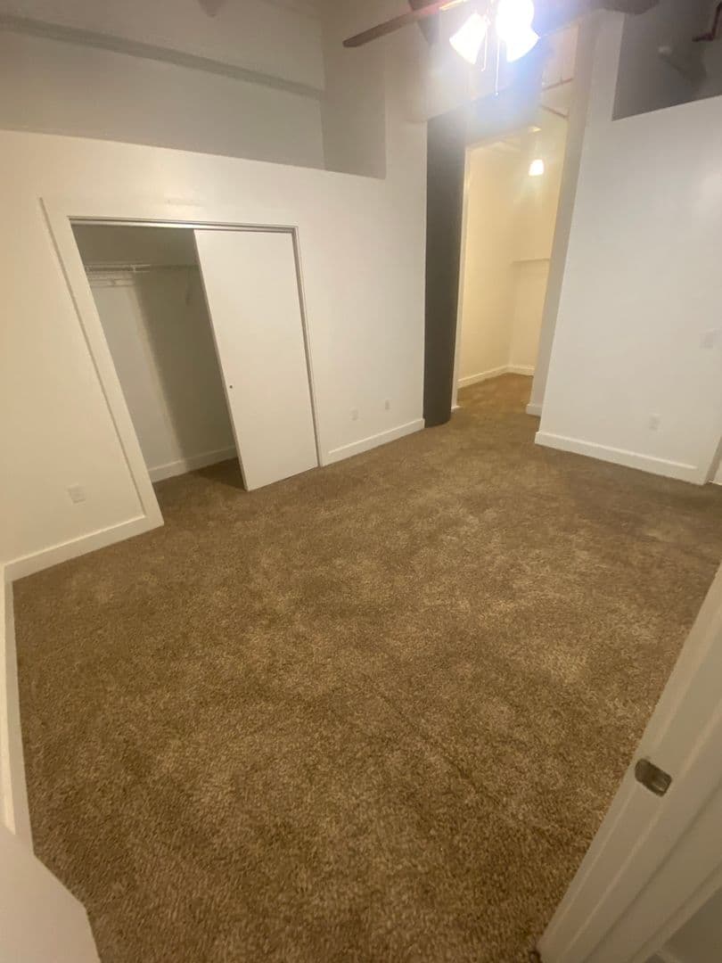 St Joseph Apartment: 1300 S. 11th Street