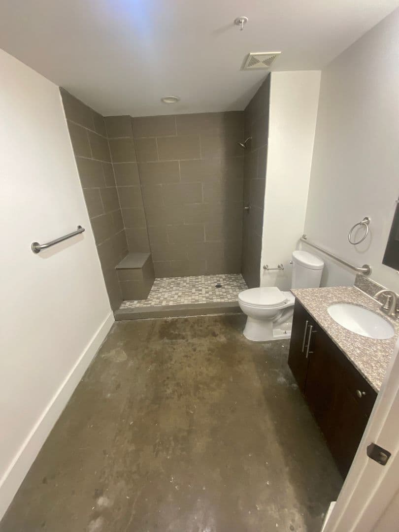 St Joseph Apartment: 1300 S. 11th Street