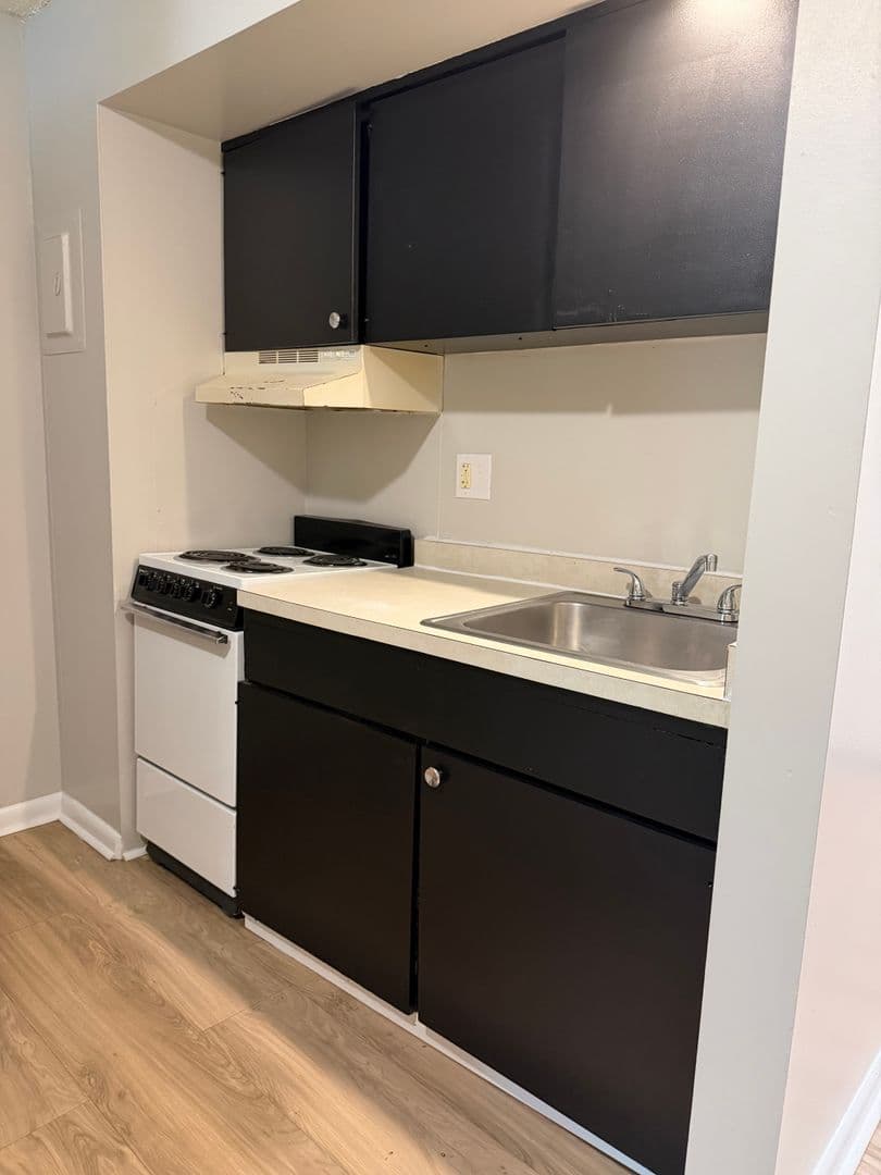 Topeka Apartment: 3100 SW 29th Terr