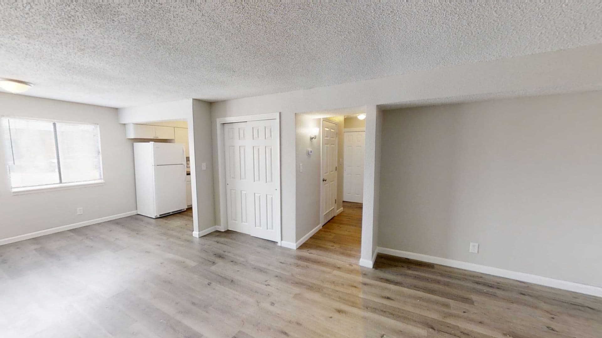 Topeka Apartment: 1307 SW Harrison St