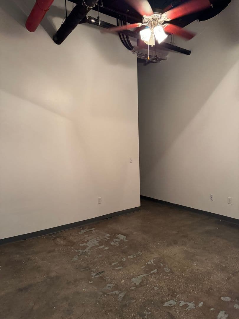 St Joseph Apartment: 1300 S. 11th Street