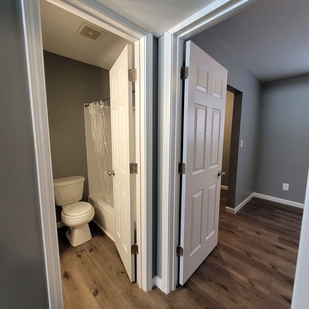 Topeka Apartment: 1205 SW Polk St