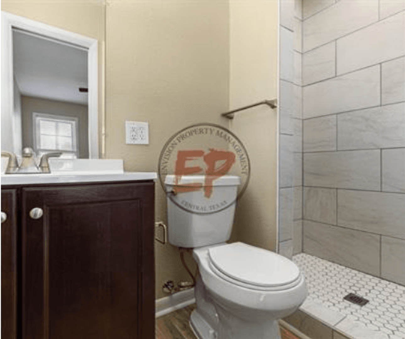 Waco House: 817 Lawrence Drive