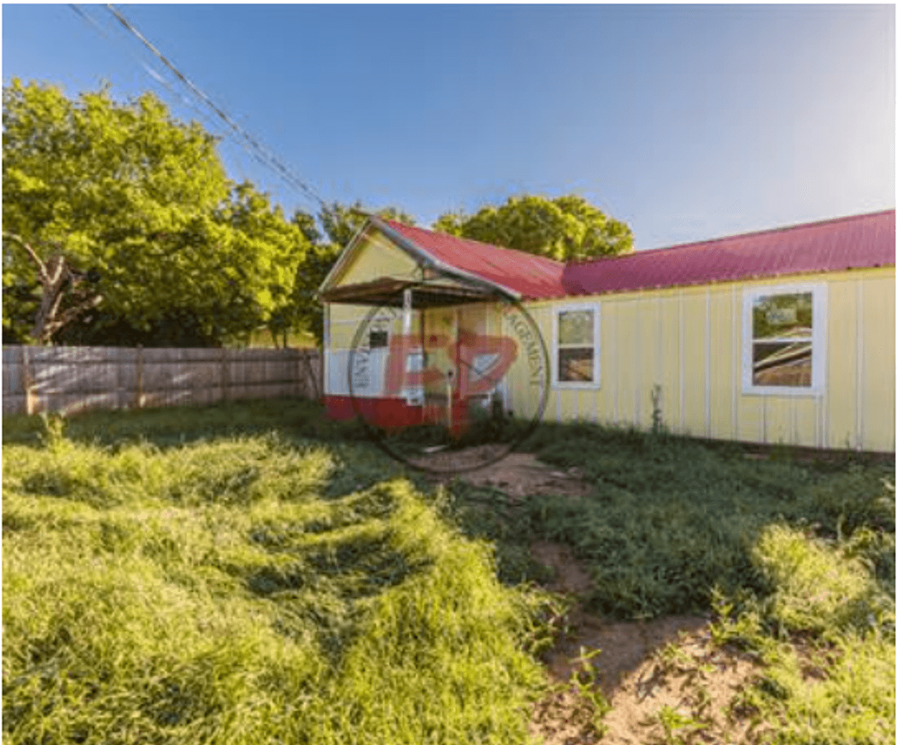 Whitney House: 301 North Guadalupe Street