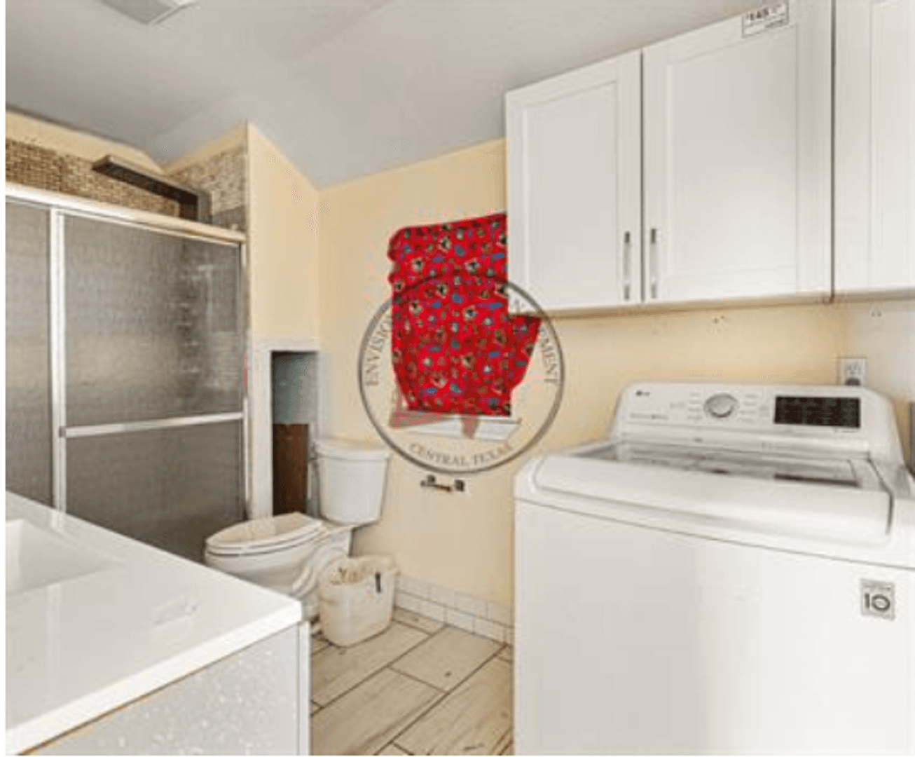 Whitney House: 301 North Guadalupe Street