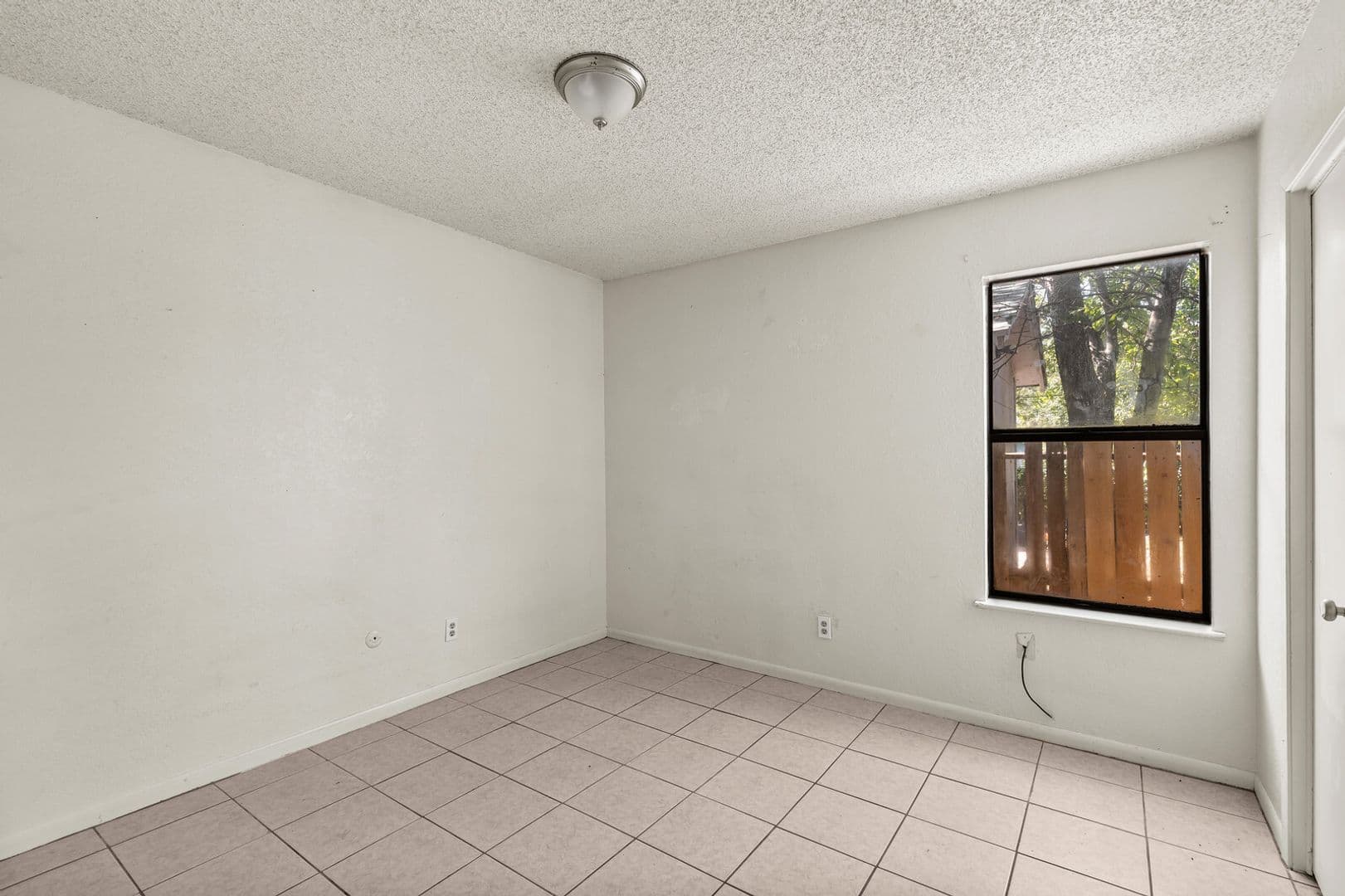 Waco Apartment: 3627 Colcord Avenue