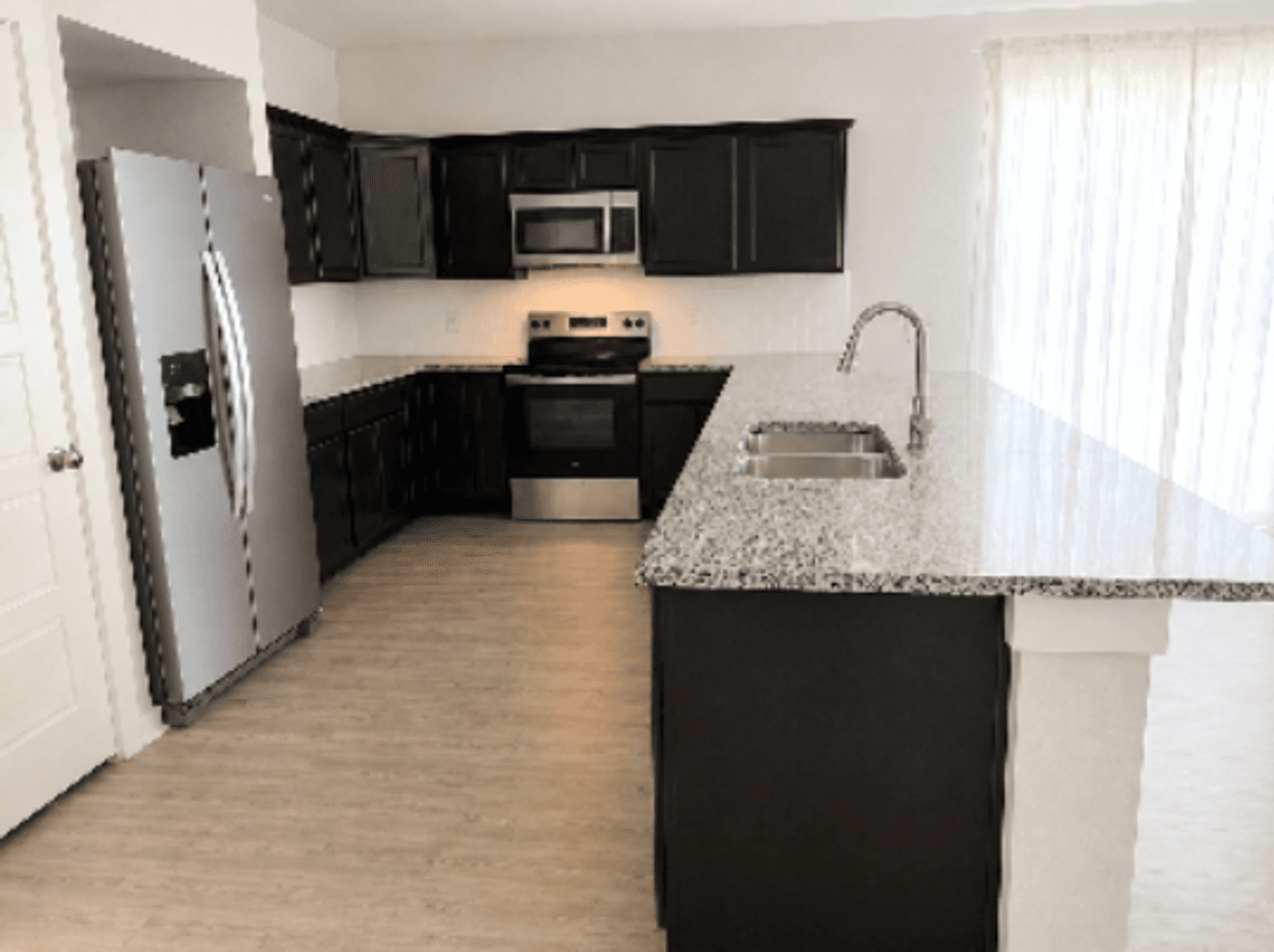Troy House: 125 University Avenue