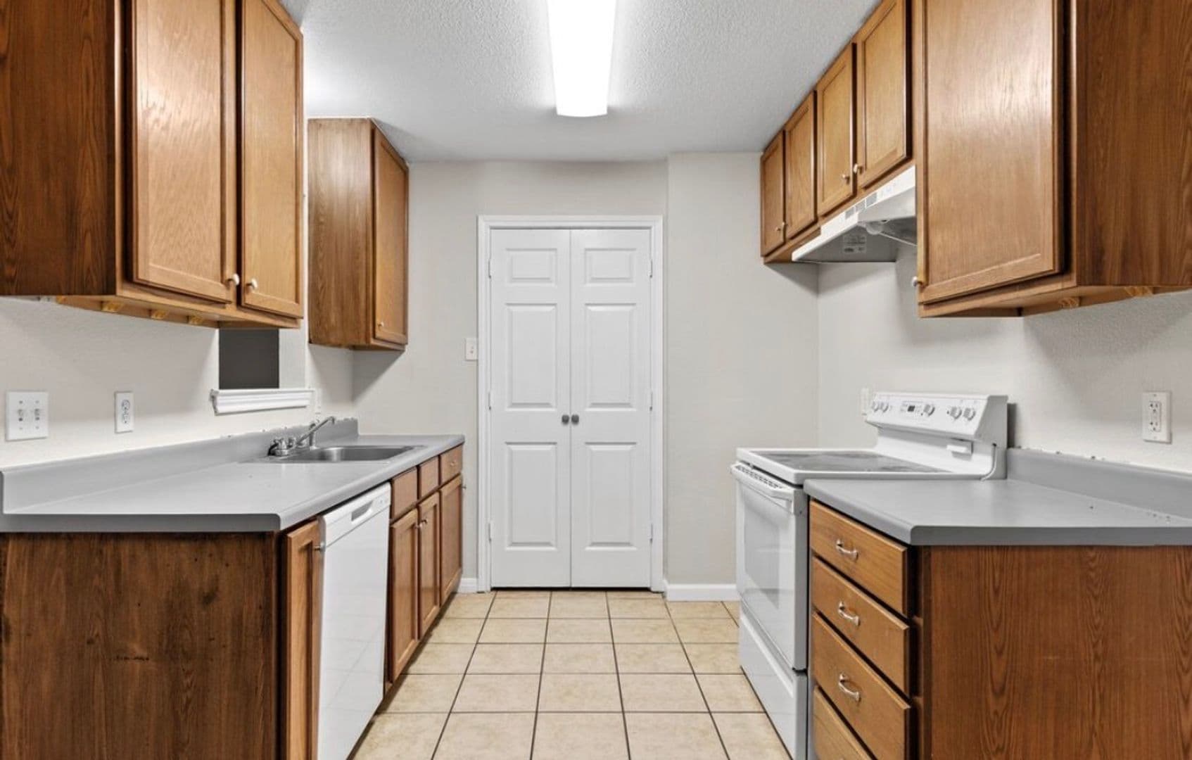 Waco Apartment: 217 E Craven
