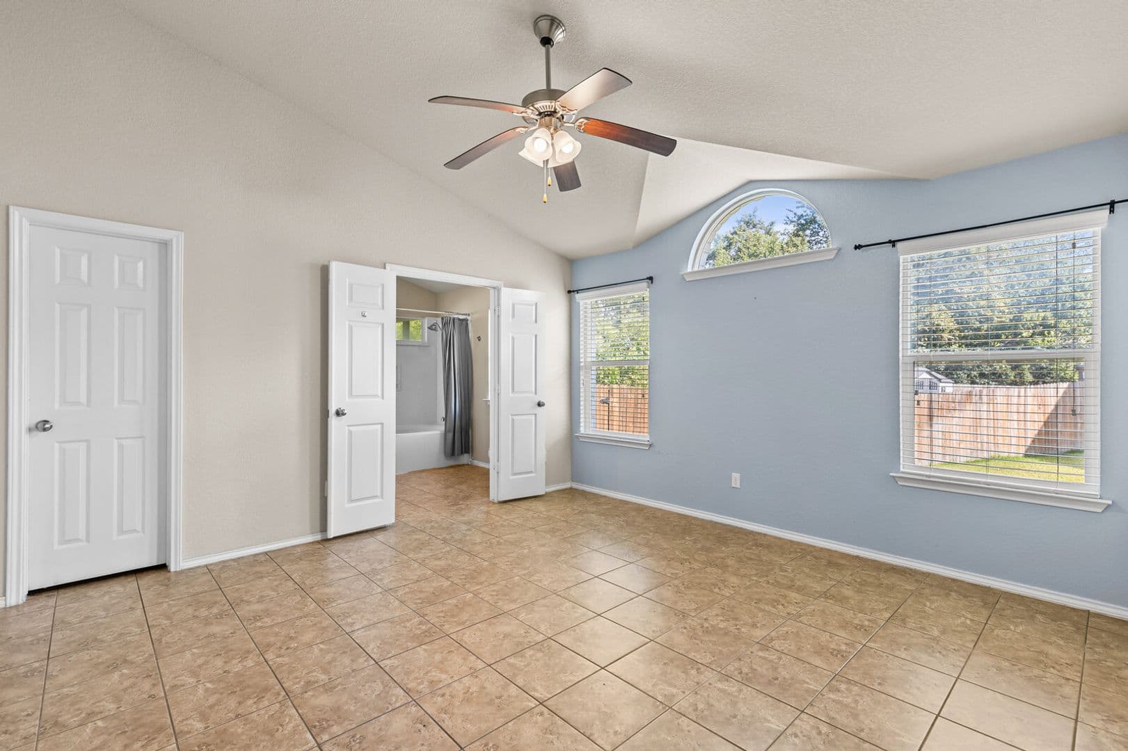 Woodway House: 6505 Vista View Drive