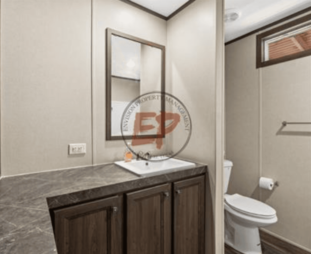 Axtell House: 444 Happy Swaner Lane