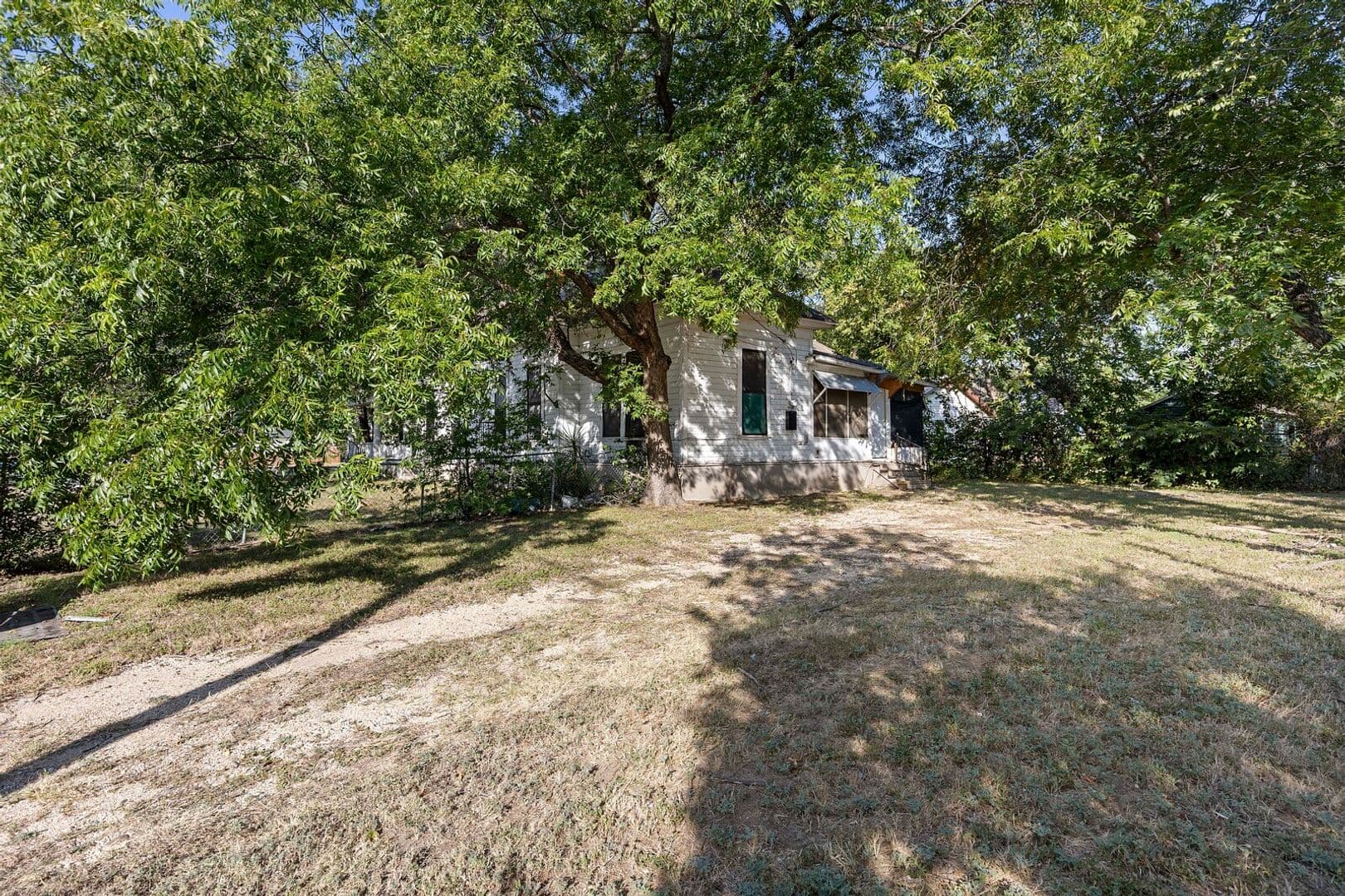 Waco House: 1203 North 5th Street