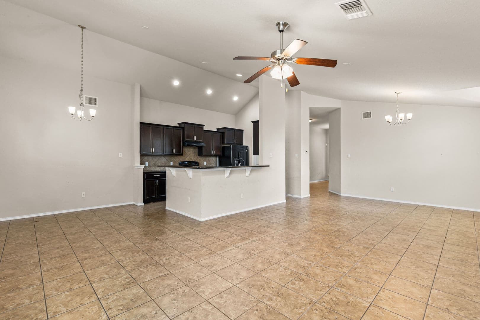 Woodway House: 6505 Vista View Drive