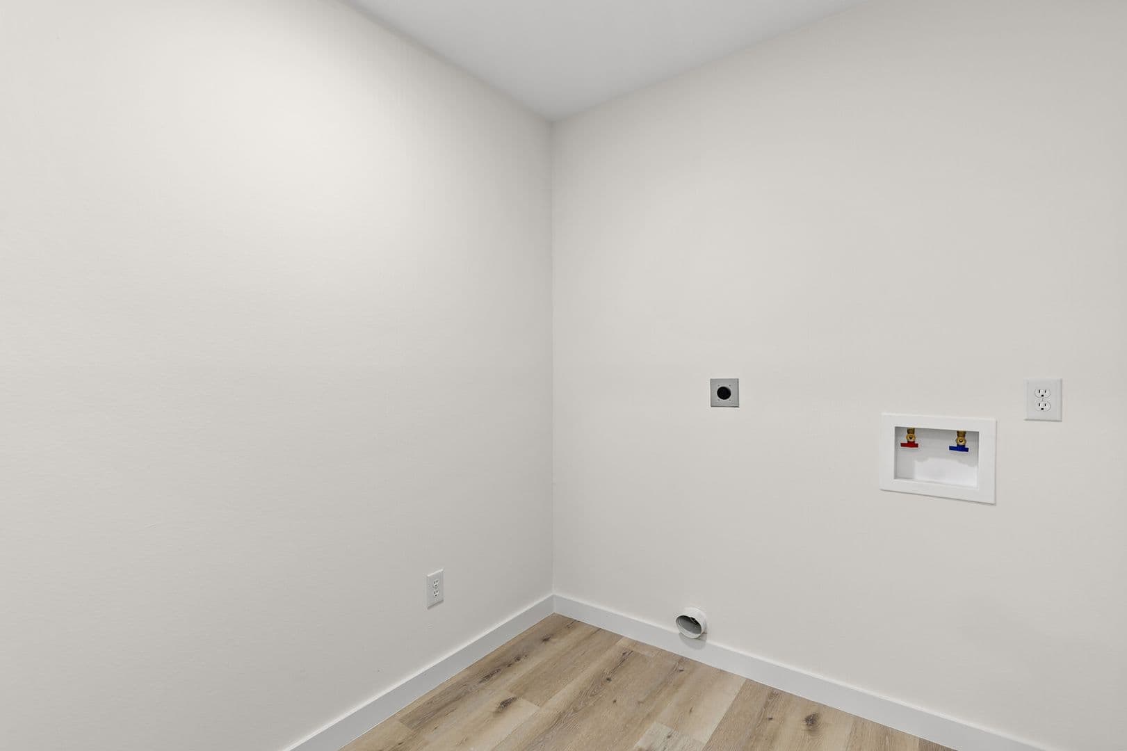 Robinson Apartment: 516 Paso Fino St