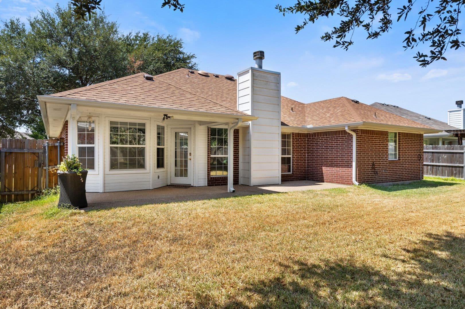 Woodway House: 2800 Comanche Trl