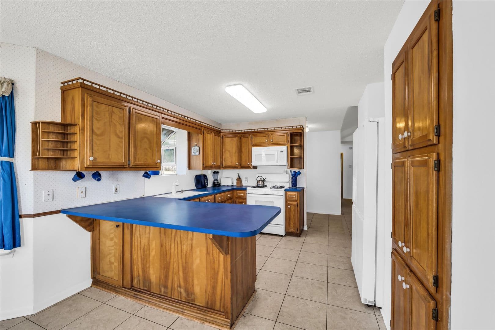 Waco House: 1936 Post Oak Drive