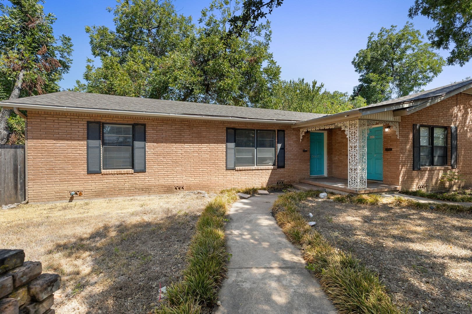 Waco Apartment: 3817 Parkwood Street