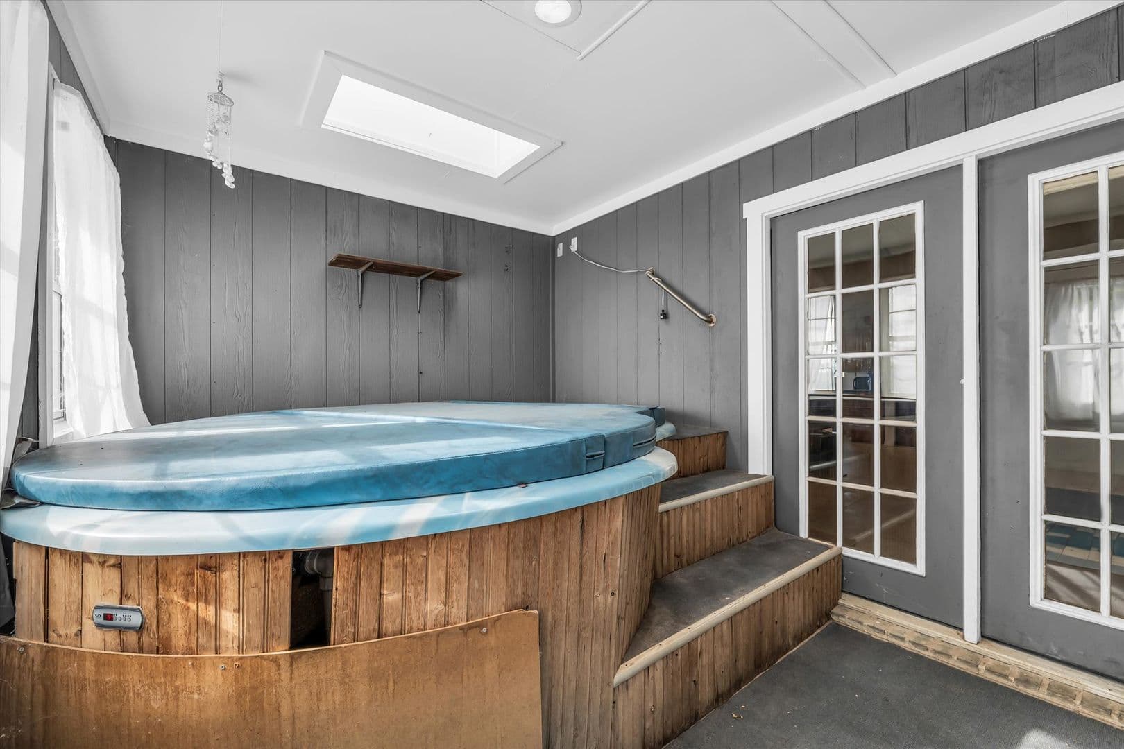 Waco House: 1936 Post Oak Drive
