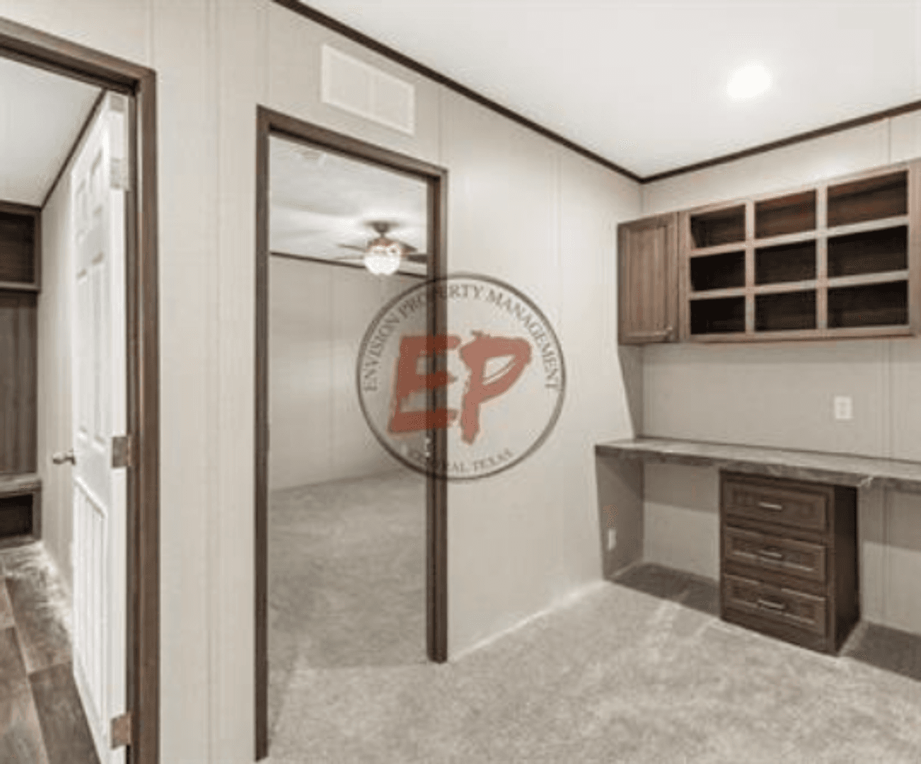 Axtell House: 444 Happy Swaner Lane