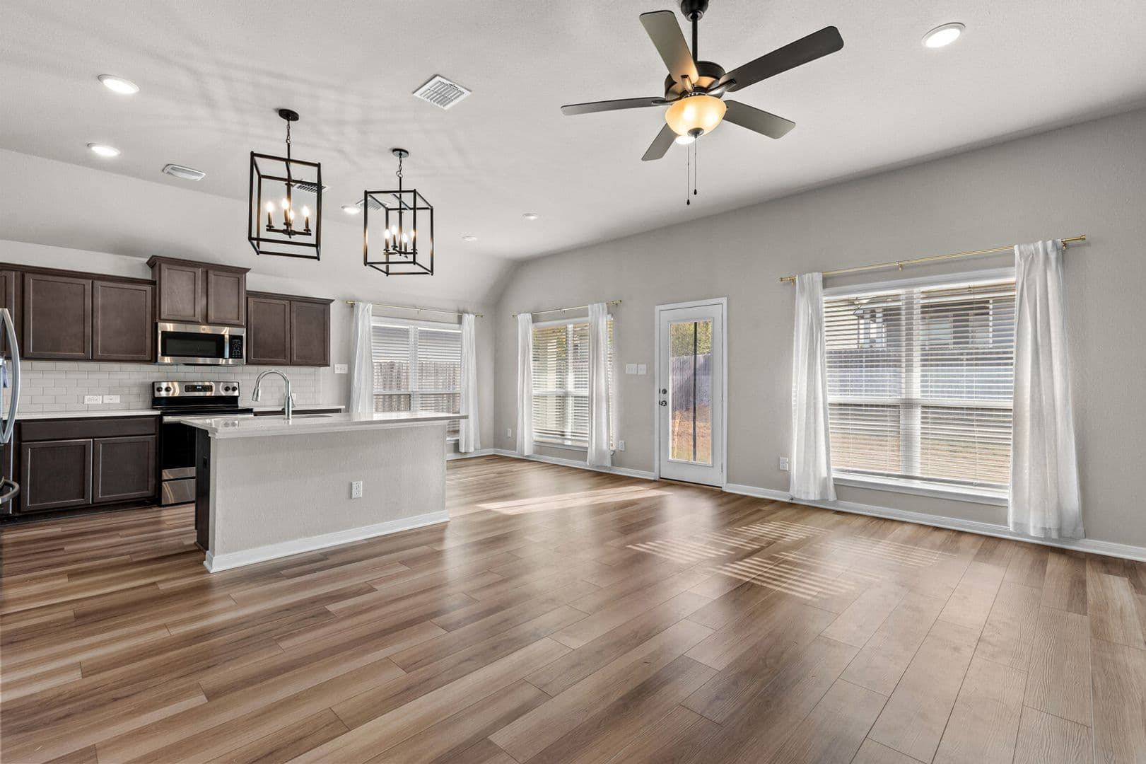 Lorena House: 3216 Zabel Drive