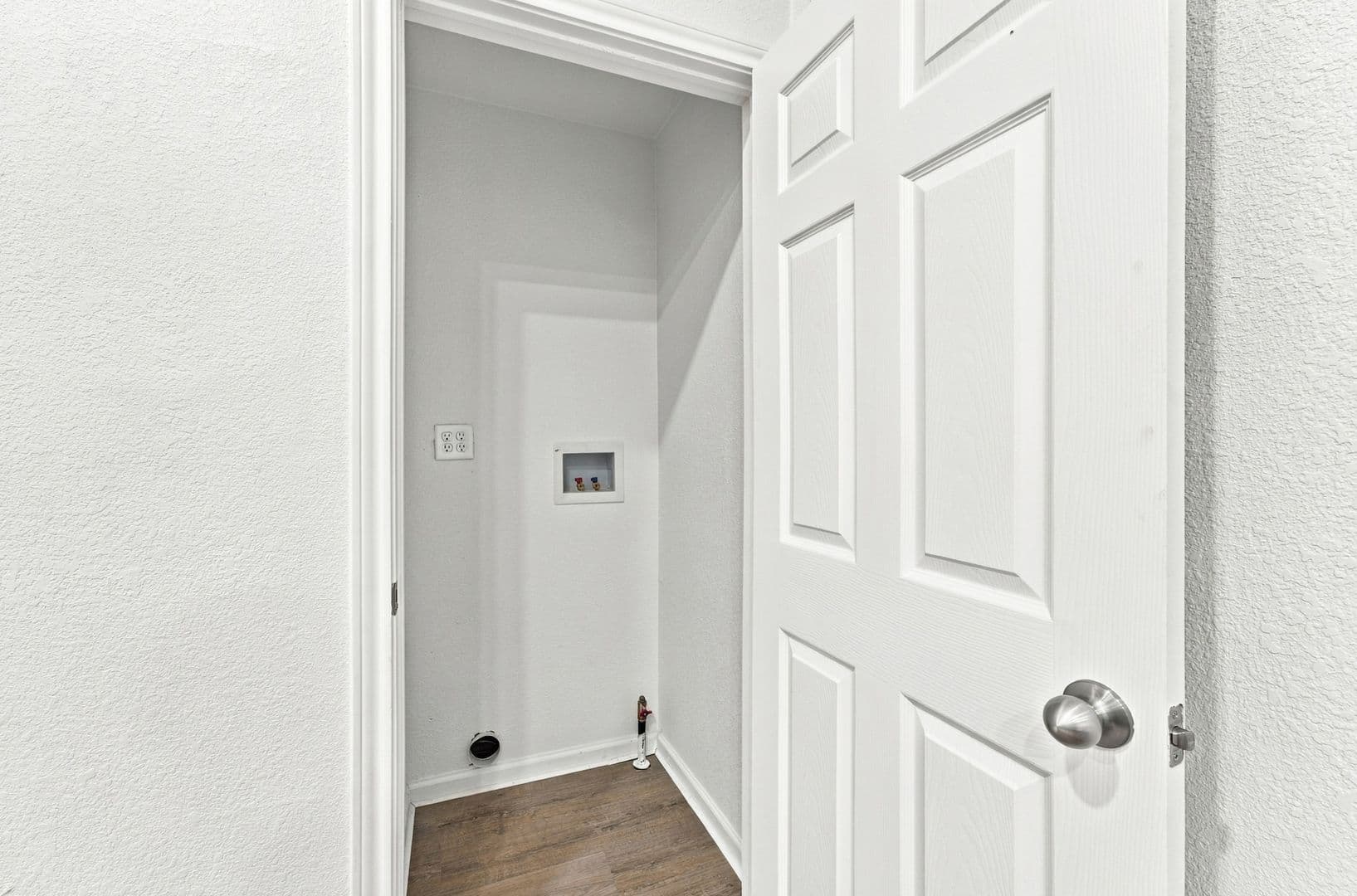 Waco Apartment: 1915 McKenzie Avenue