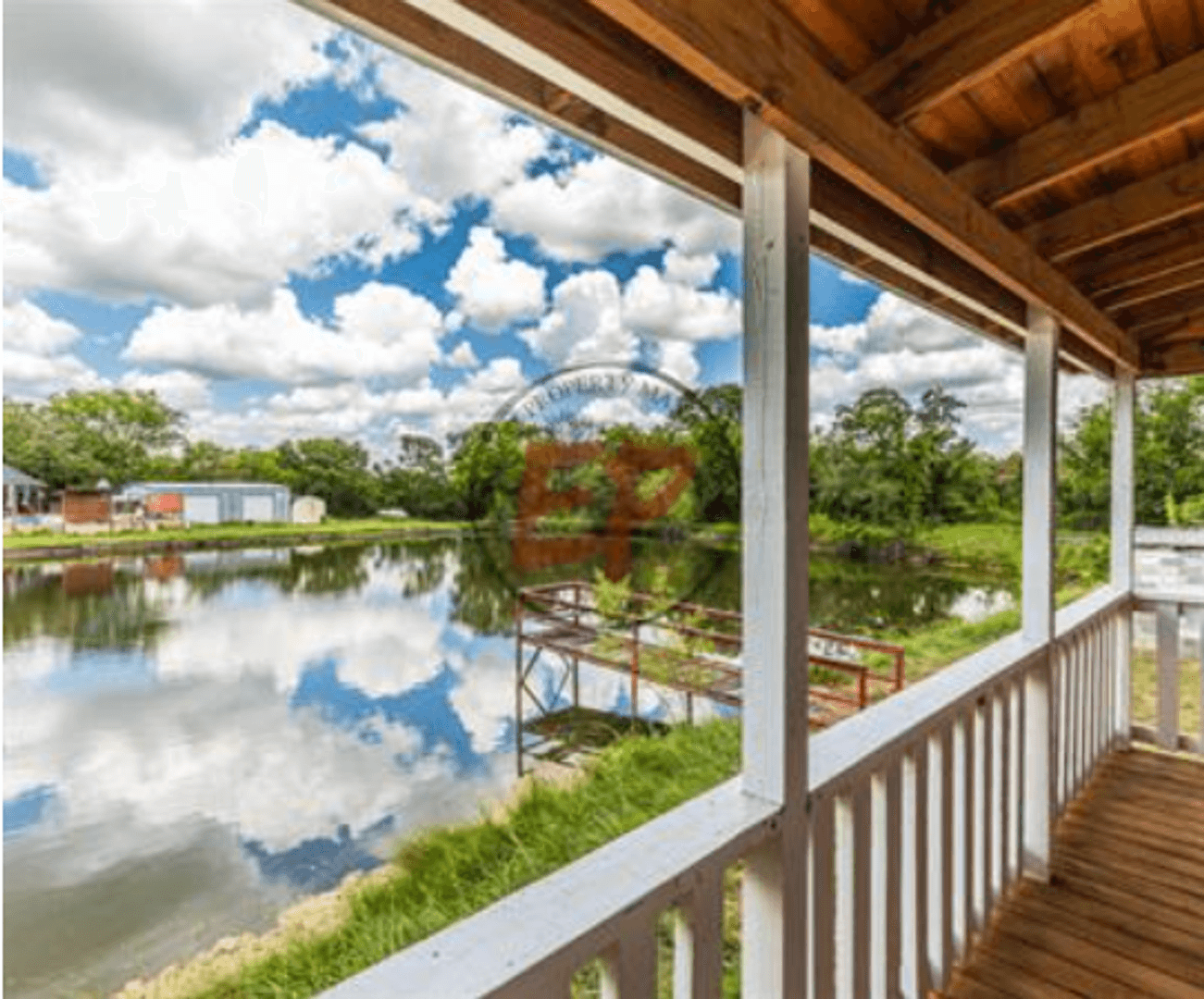 Axtell House: 444 Happy Swaner Lane
