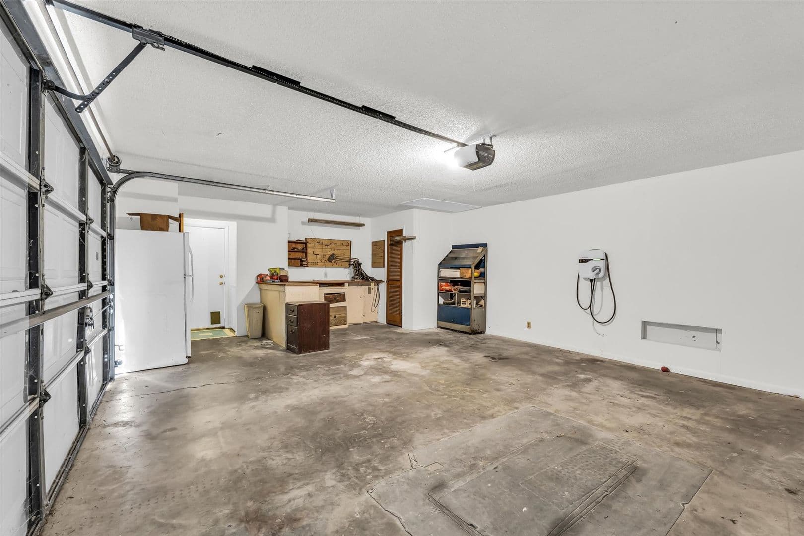 Waco House: 1936 Post Oak Drive